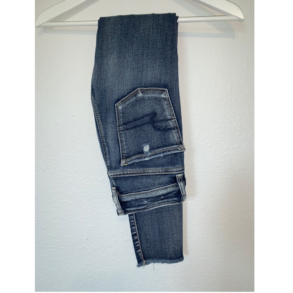 AE Ripped Jeans - Medium blue